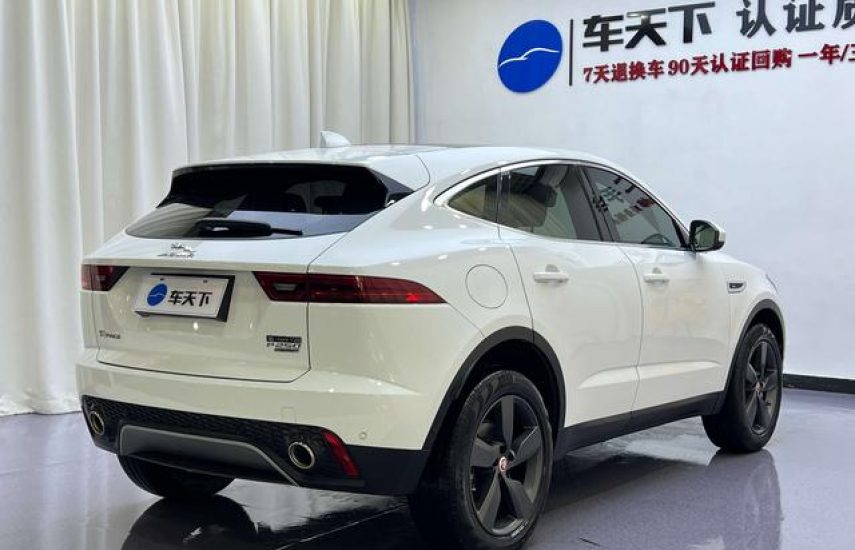 Jaguar E-PACE 2.0 AWD P250 S National VI 2021