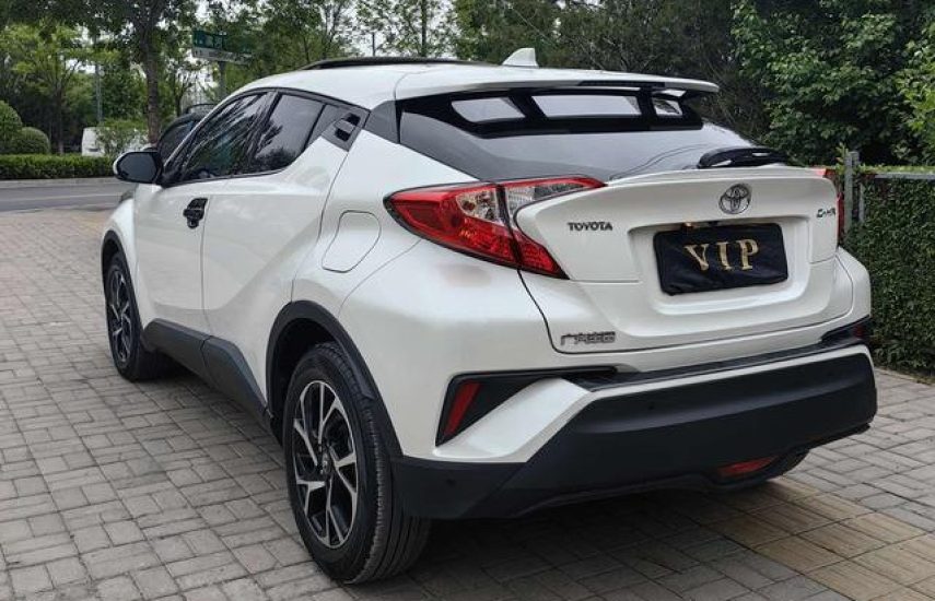 Toyota C-HR 2.0 Leading Edition 2020