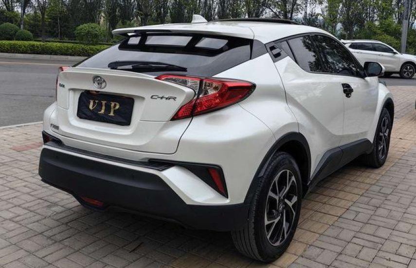 Toyota C-HR 2.0 Leading Edition 2020