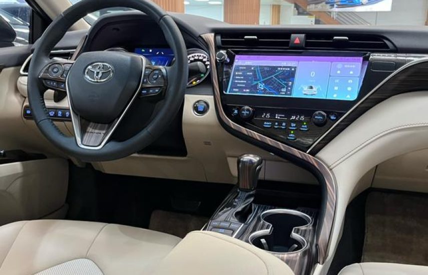 Toyota Camry 2.5G AT Luxury Version 2020