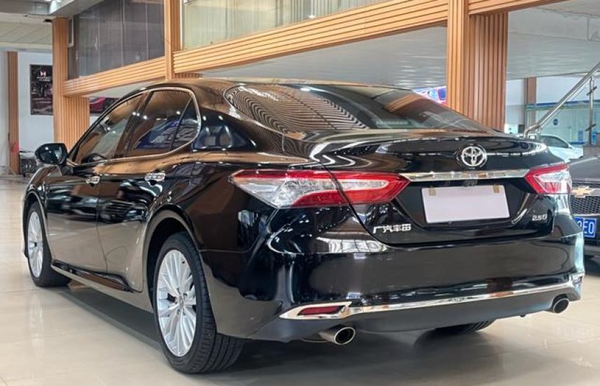 Toyota Camry 2.5G AT Luxury Version 2020