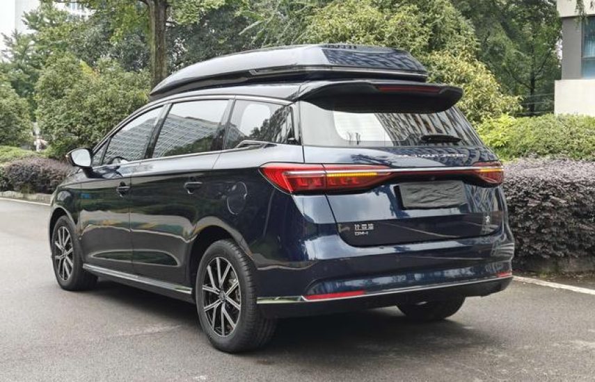 BYD Song Max DM-i PHEV1.5 Executive 2022