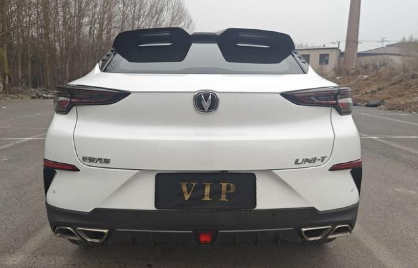 Changan UNI-T 1.5 AMT Premium 2021