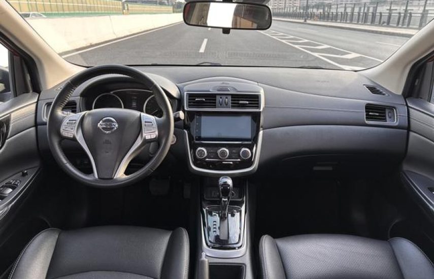 Nissan Tiida 1.6 CVT Smart 2021