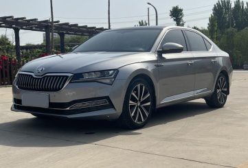 Skoda Superb 2.0 DSG Luxury Edition 2020