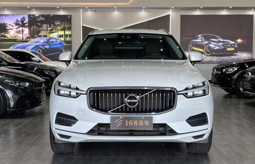 Volvo XC60 2.0 AT 4WD Luxury Edition 2020