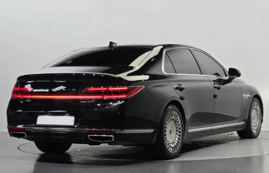 Genesis G90 3.3 AT 4WD Prestige 2020