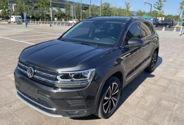 Volkswagen Tharu 2.0 330 TSI DSG 4WD Luxury 2020